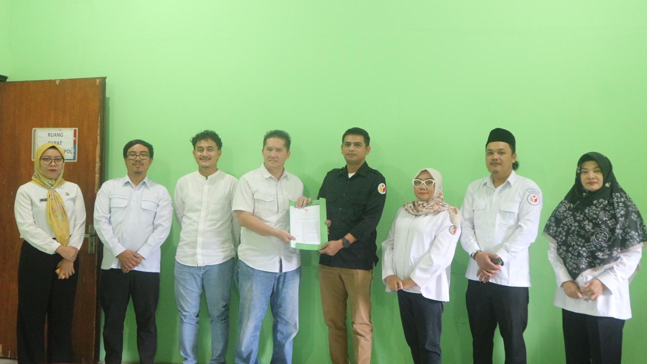 Badan Kesatuan Bangsa dan Politik (Bakesbangpol) Kabupaten Bandung kucurkan dana hibah non-tahapan pada Bawaslu Kabupaten Bandung