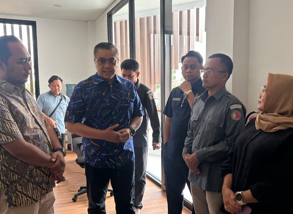 Wakil Ketua Komisi II DPR RI Dede Yusuf Kunjungi Kantor Bawaslu Kabupaten Bandung