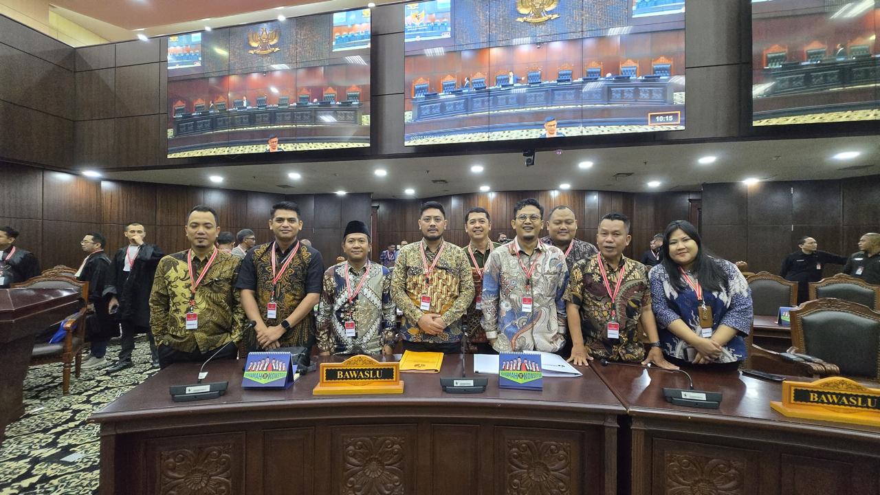 Bawaslu Kabupaten Bandung Hadiri Sidang Pemeriksaan Pendahuluan dalam Perselisihan Hasil Pemilihan (PHP) Kepala Daerah Kabupaten Bandung di Mahkamah Konstitusi
