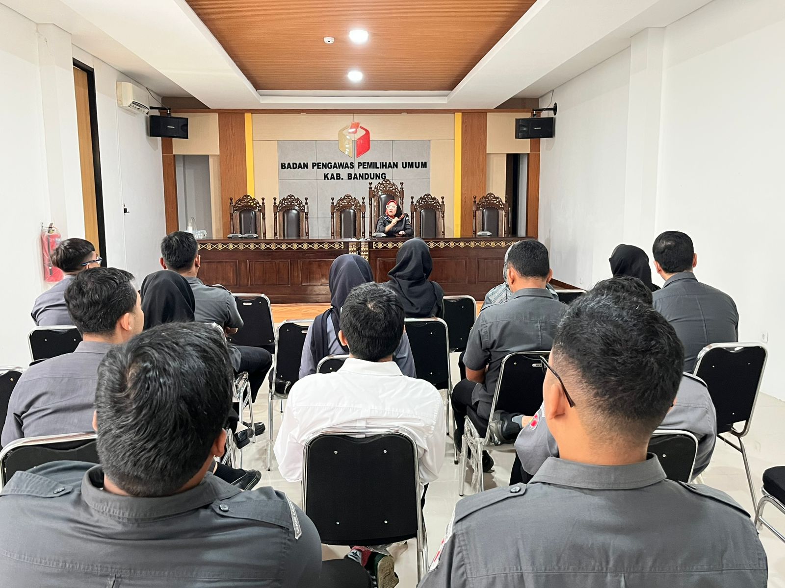 Bawaslu Kabupaten Bandung Gelar Coffee Morning, Bahas Strategi Pengawasan dan Evaluasi Internal