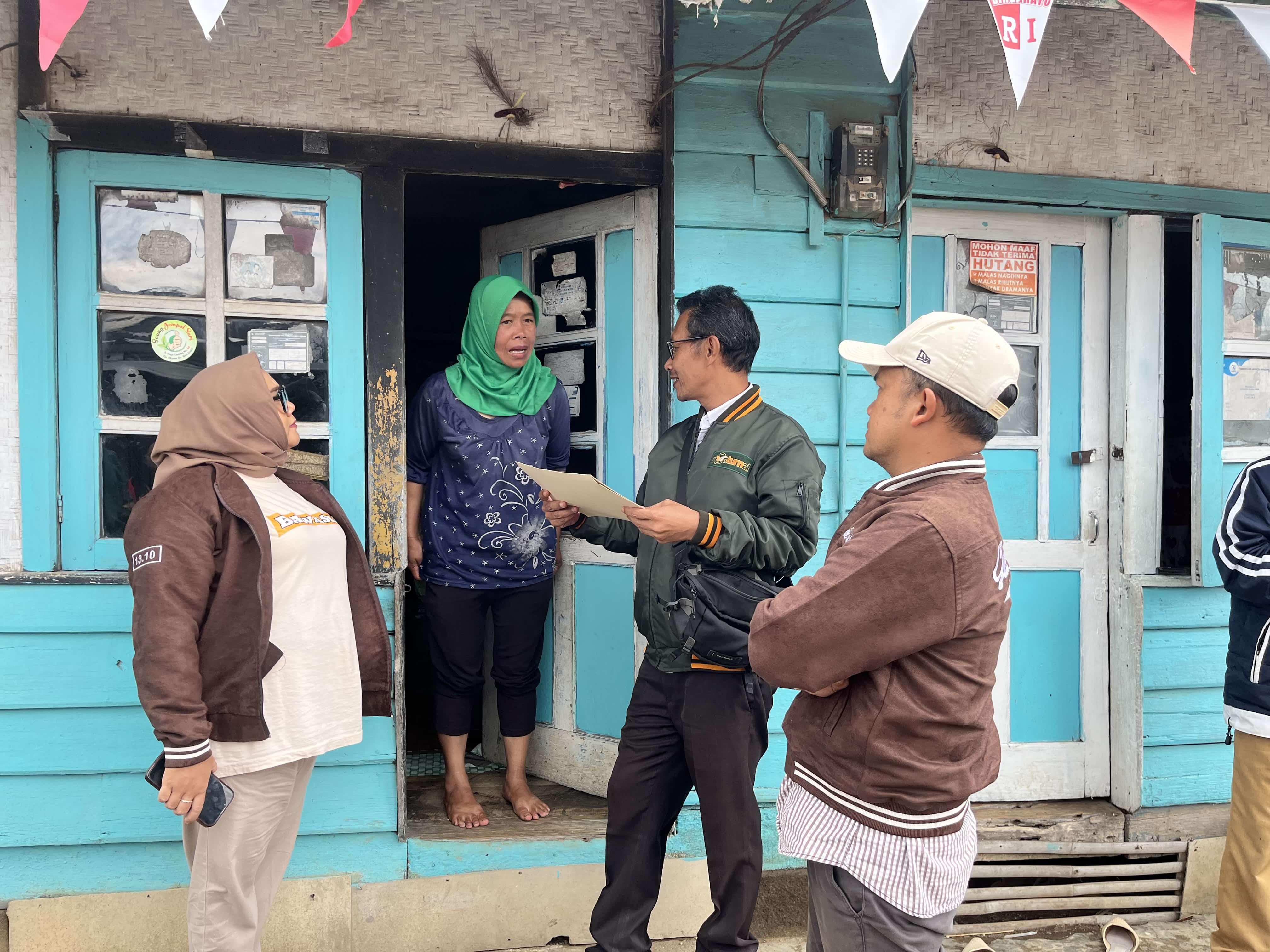 Bawaslu Kabupaten Bandung Lakukan Pengawasan Pemutakhiran Data Pemilih di Desa Indragiri