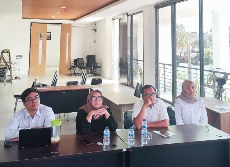 Bawaslu Kabupaten Bandung Ikuti Rapat Evaluasi E-Monev Keterbukaan Informasi Publik