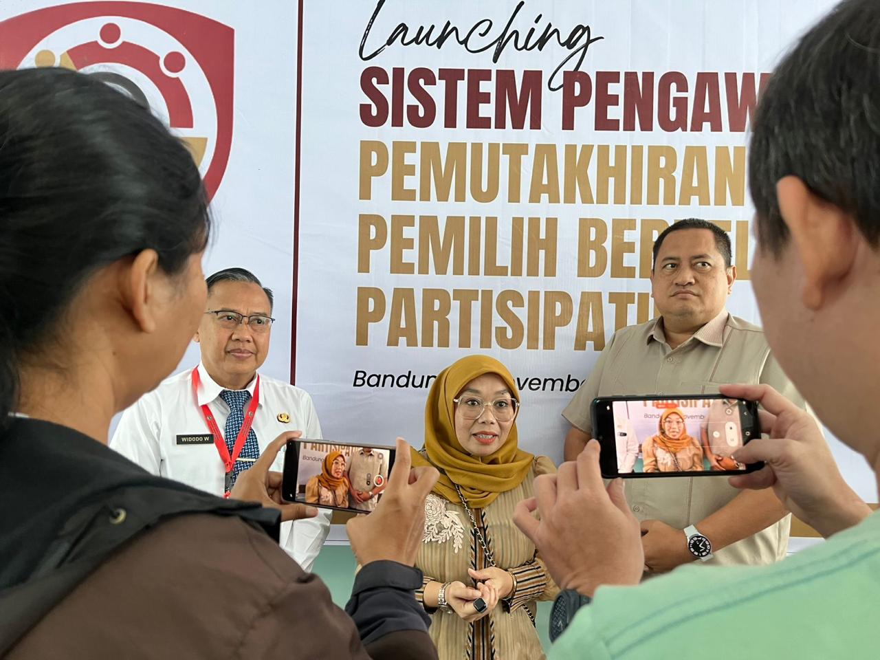 Koordinator P2HM Bawaslu Kabupaten Bandung Hadiri Launching Siwasdatif di Mandiri University Kota Bandung