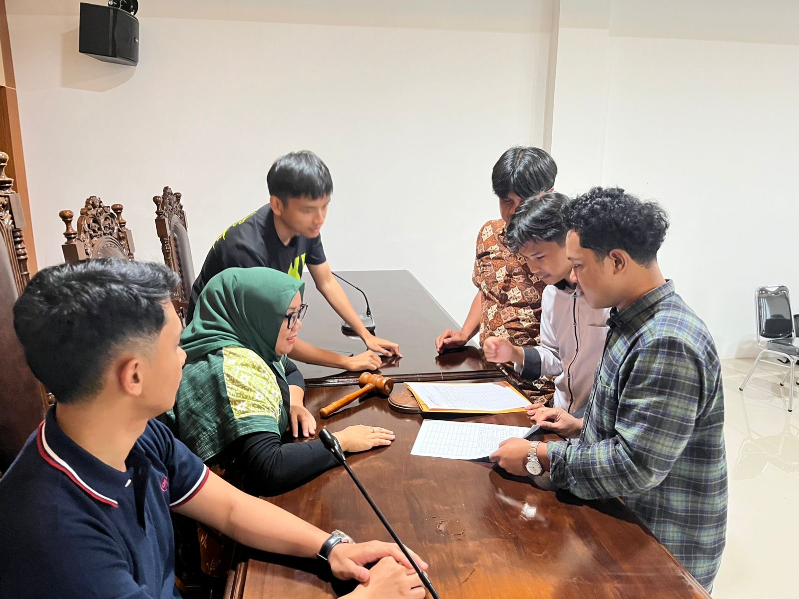 Bawaslu Kabupaten Bandung Gelar Simulasi Penyelesaian Sengketa Proses Pemilu Bersama Mahasiswa Pascasarjana UIN Sunan Gunung Djati Bandung