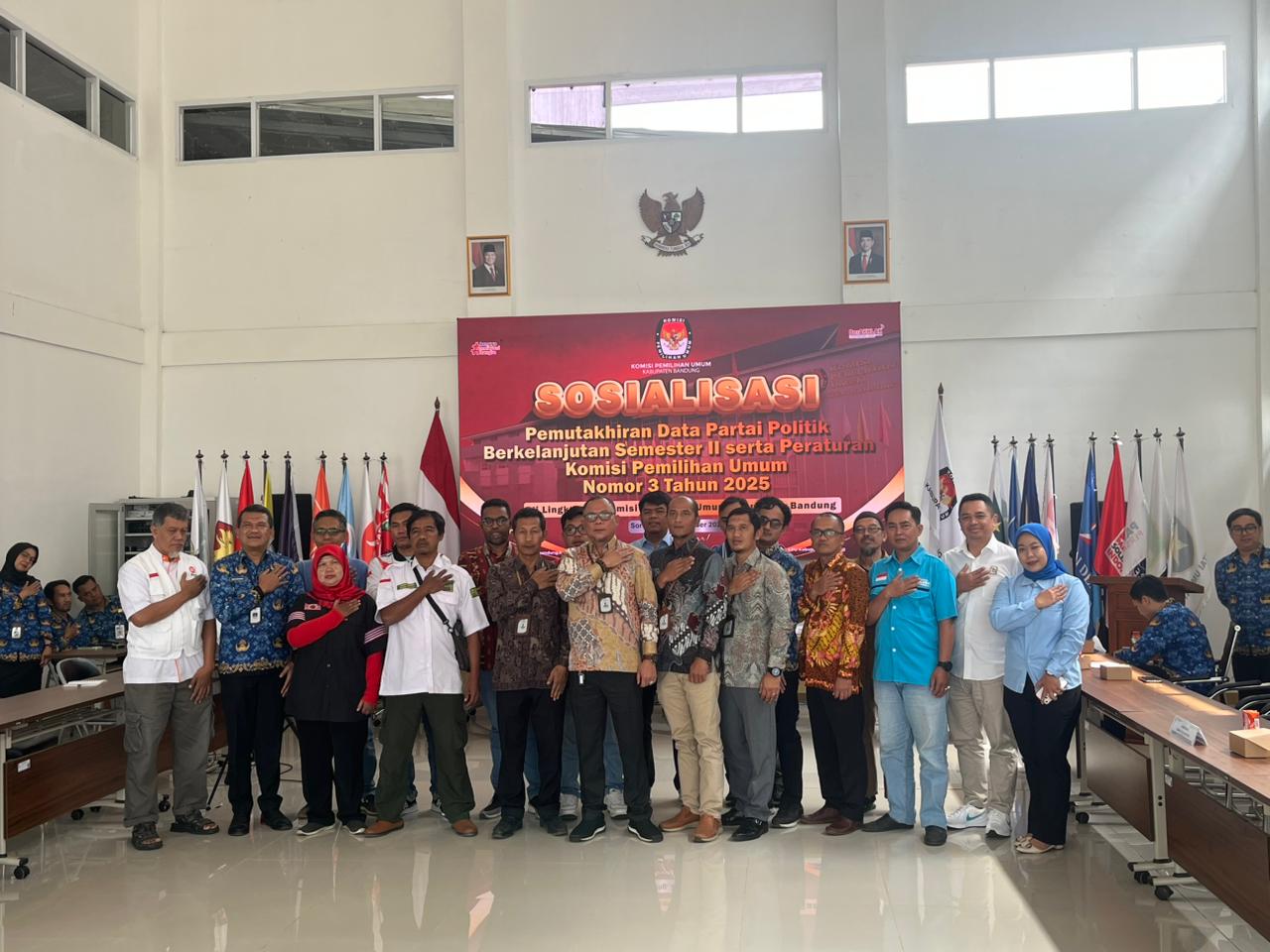 Bawaslu Kabupaten Bandung Ingatkan Parpol Segera Lakukan Pemutakhiran Data Semester II di SIPOL