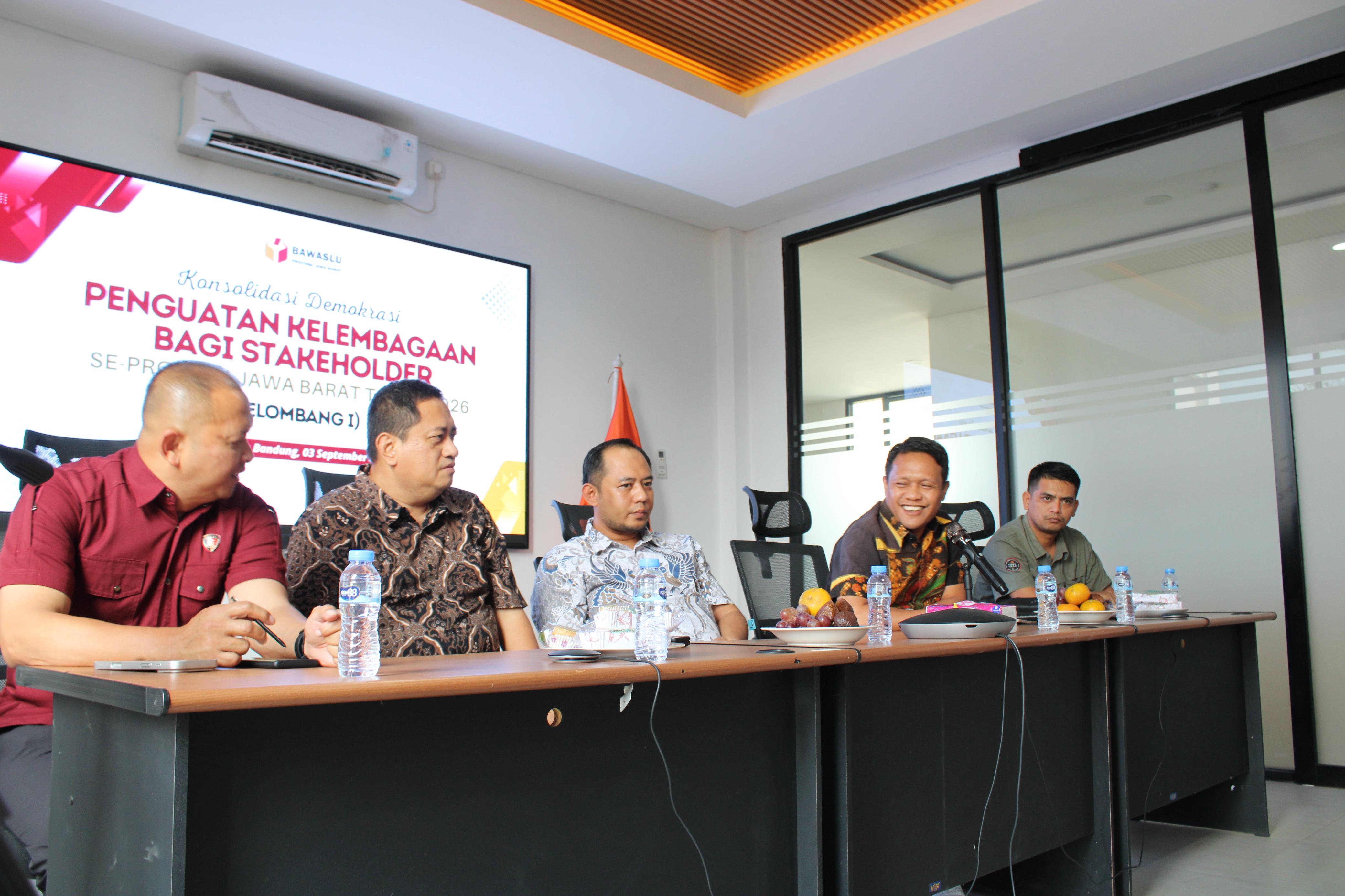 Ruang Digital dan Kepercayaan Publik Jadi Tantangan Demokrasi Jawa Barat Menuju Pemilu 2029
