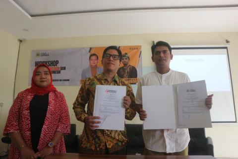 Anggota Bawaslu Kabupaten Bandung beserta Dekan FISIP UNIBA