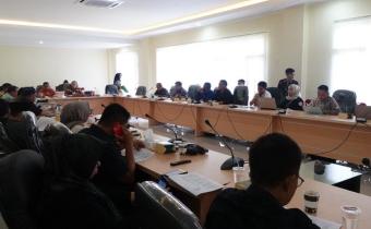 DPRD KABUPATEN BANDUNG BAHAS RAPBD TAHUN 2024 BERSAMA BAWASLU KABUPATEN BANDUNG
