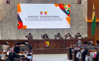 Rapat Paripurna Agenda Usulan Penetapan dan Pelantikan Calon Bupati dan Wakil Bupati Bandung Periode 2025-2030 di DPRD Kabupaten Bandung