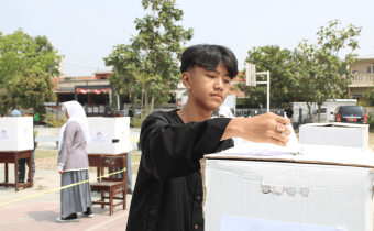 Bawaslu Kabupaten Bandung Ajak Siswa SMA Pasundan Rancaekek Belajar Demokrasi Lewat Simulasi Pemilu